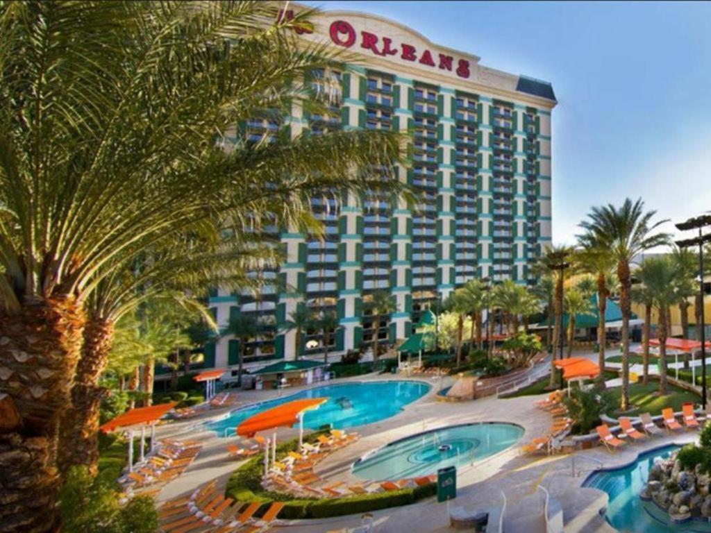 Orleans And Casino Resort 3*
